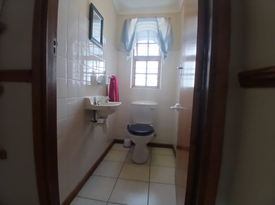 2 Bedroom Property for Sale in Mossel Bay Central Western Cape